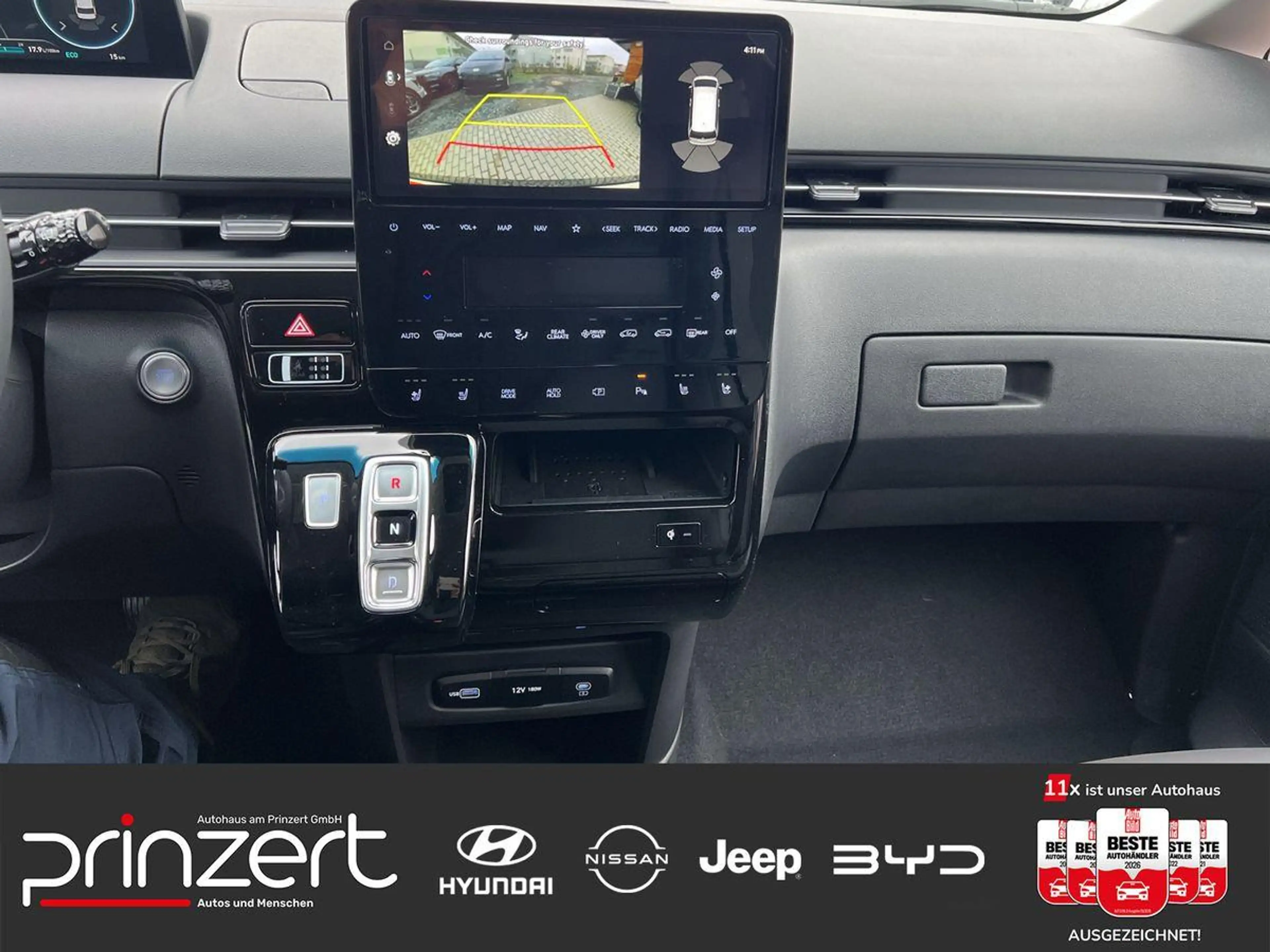 Hyundai STARIA 1.6 T-GDI HEV AT6 "Prime" *9-Sitzer — photo 8