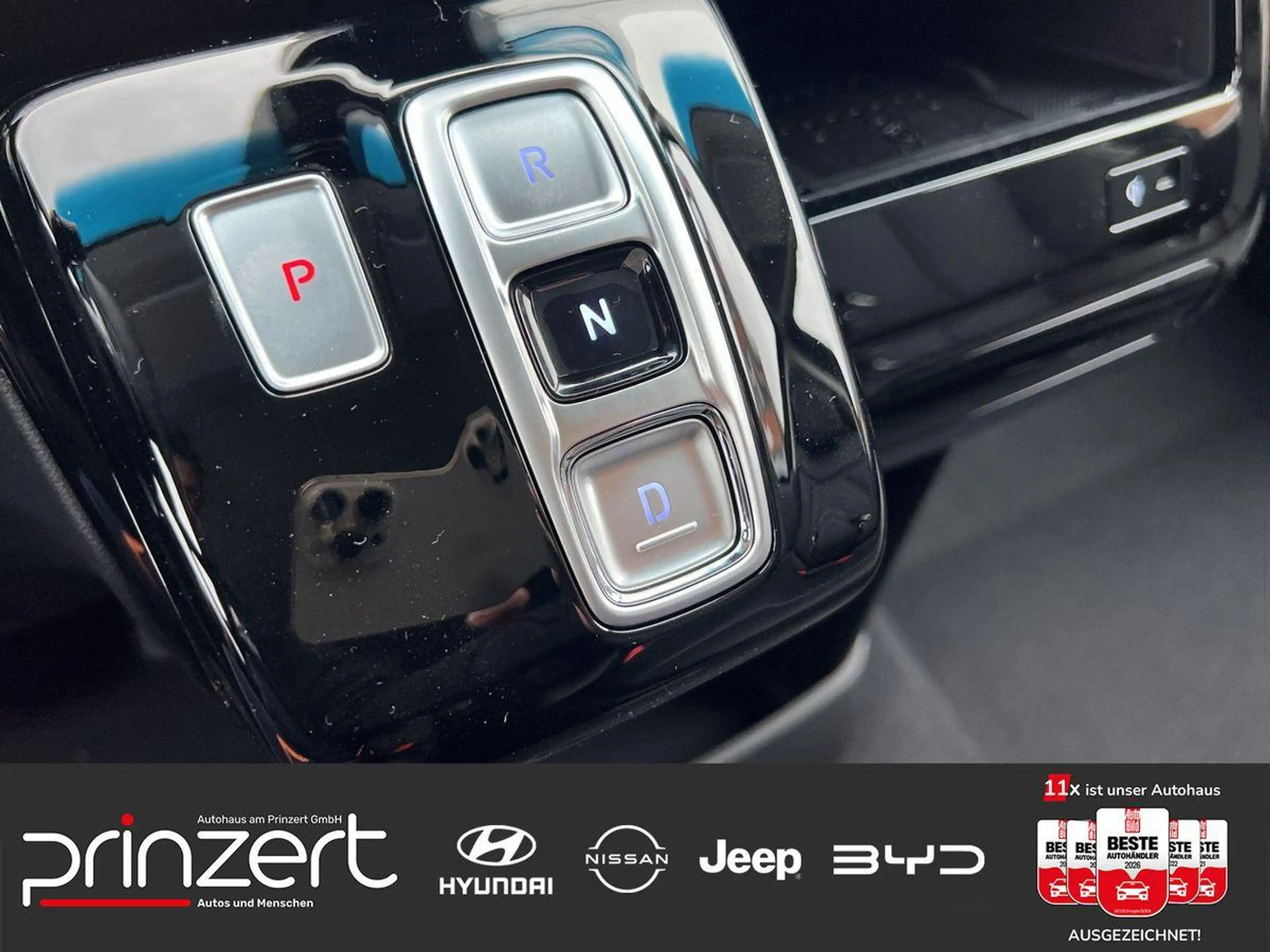 Hyundai STARIA 1.6 T-GDI HEV AT6 "Prime" *9-Sitzer — photo 9