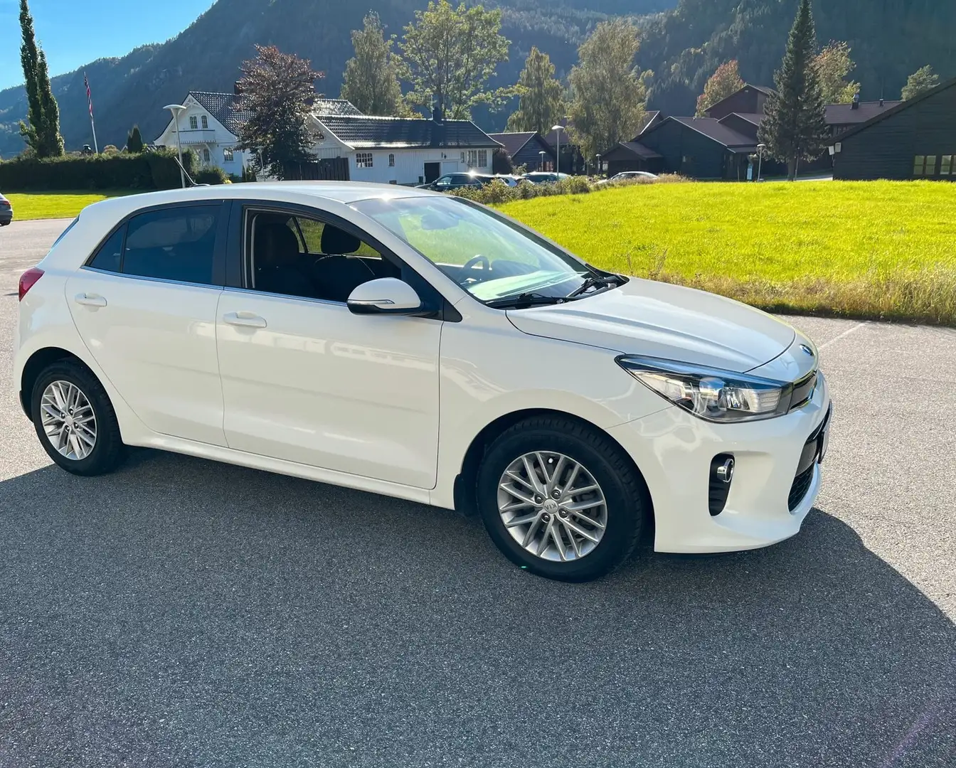 Kia Rio Wit - 1