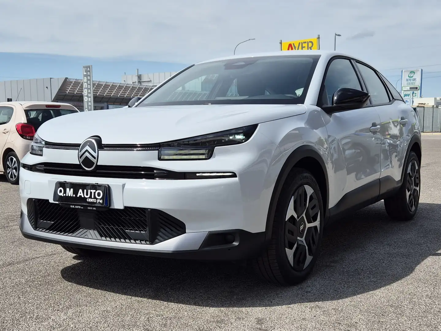 Citroen C4 Hybrid 136 e-DCS6 Plus Blanc - 1