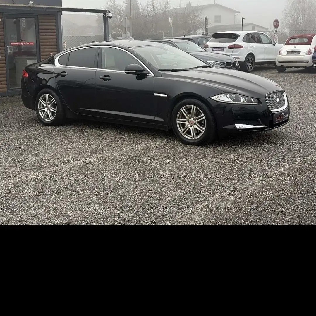 Jaguar XF 2.2 Diesel Sportbrake - 2