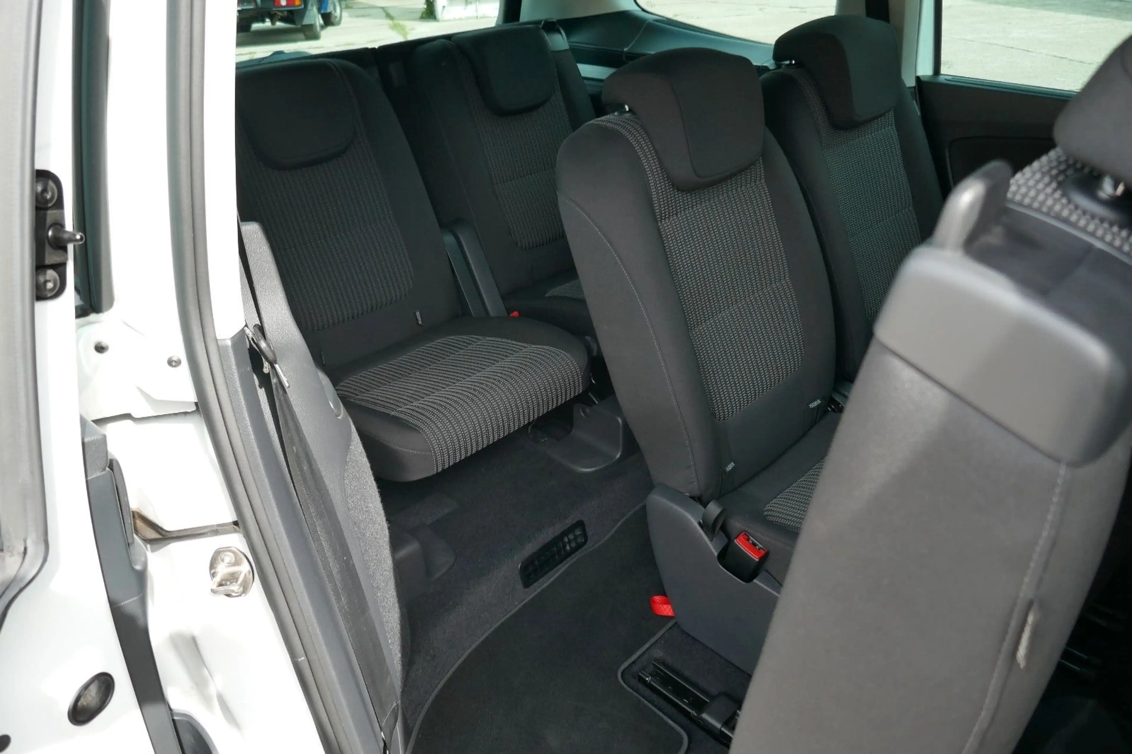 SEAT Alhambra Style TDI 7 Sitzer Nav/Xen/AHK/SHZ/PDC — photo 10