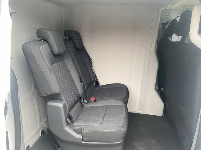 Ford Transit Custom view 5