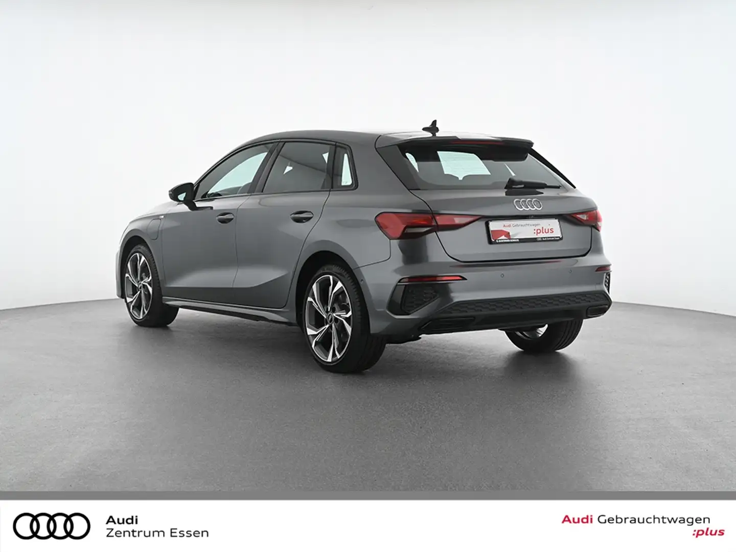 Audi A3 Sportback 40 TFSI e S-LINE S-TRONIC LED PLUS   SHZ Grau - 2