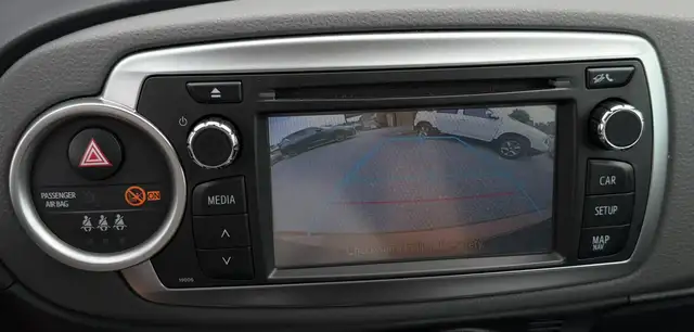 Toyota Yaris view 11