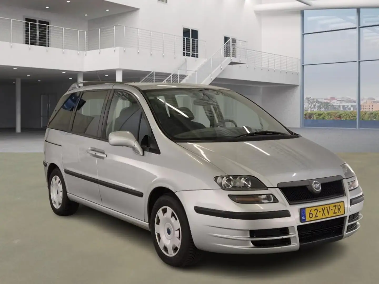 Fiat Ulysse 2.0 JTD Emotion/AUT/NAVI/XENON/7PERS/NETTE VAKANTI Gri - 2