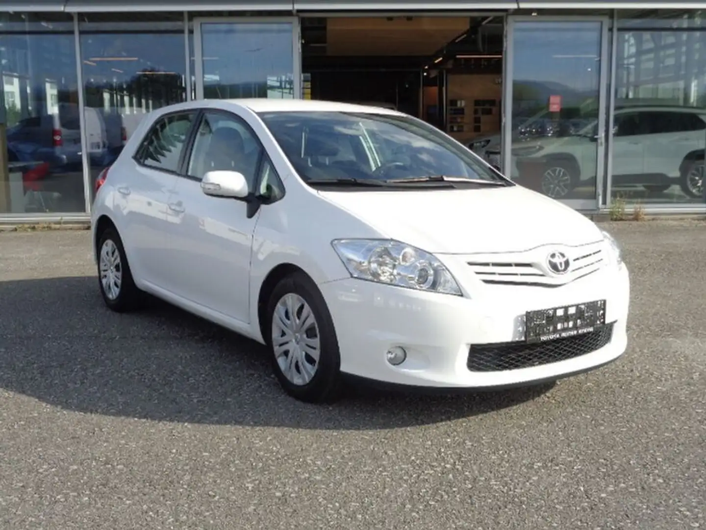Toyota Auris High 1,4 D-4D Automatik *AHK *Top Violett - 1