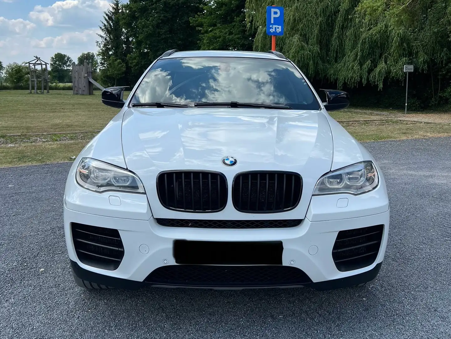 BMW X6 M X6 xDriveM50d Bílá - 2