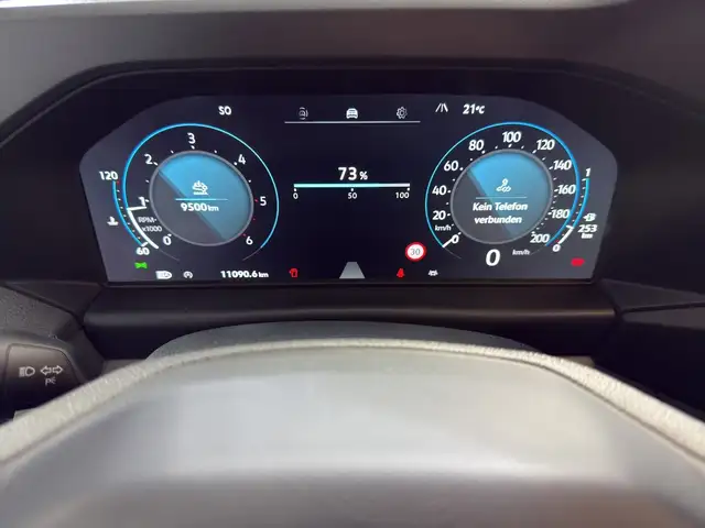 Volkswagen Transporter view 8