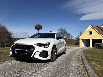 SB 50 TFSI quattro S-tronic