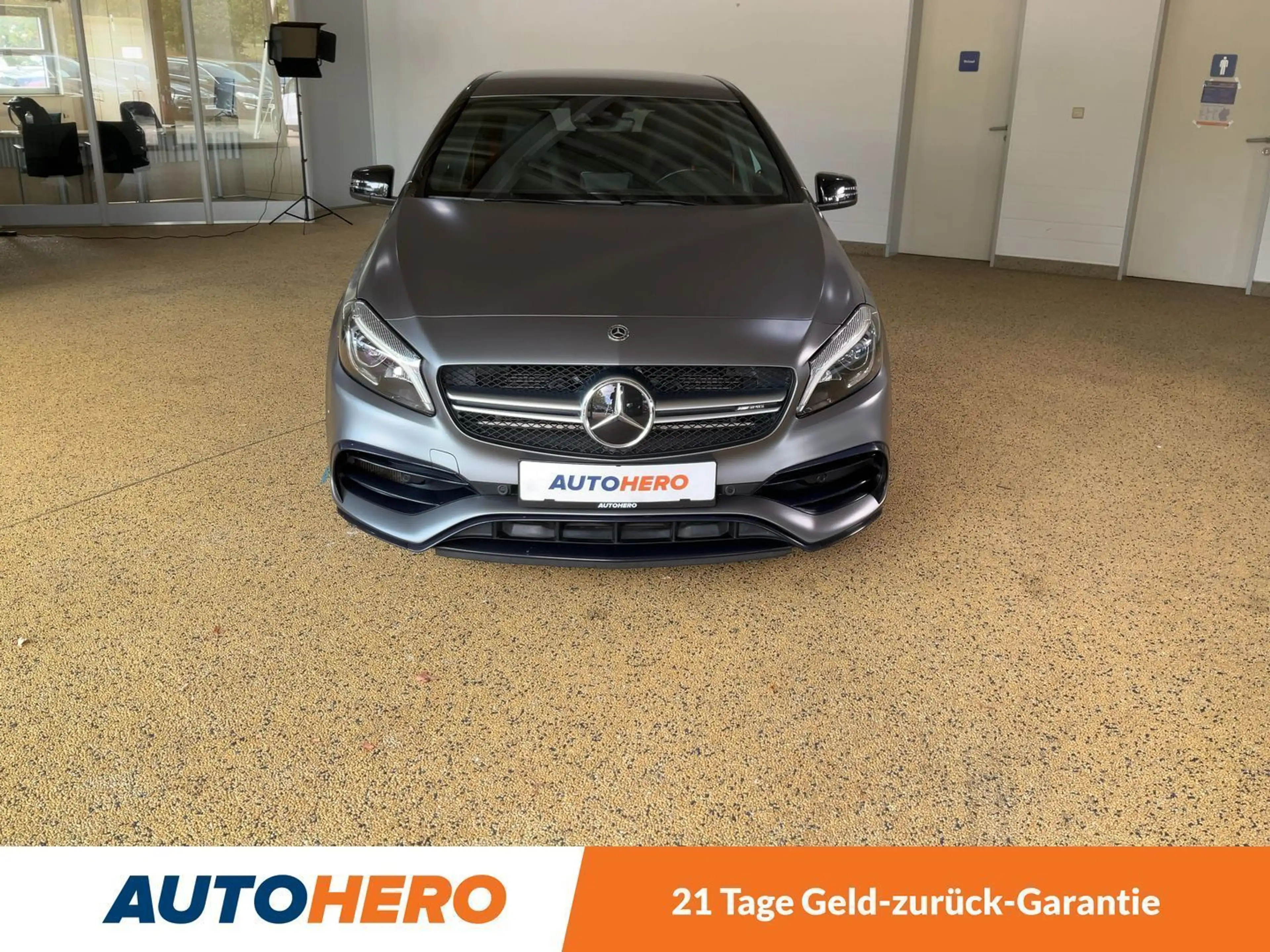 Mercedes-Benz A 45 AMG Aut.*LED*NAVI*CAM*ACC*PDC* — photo 9