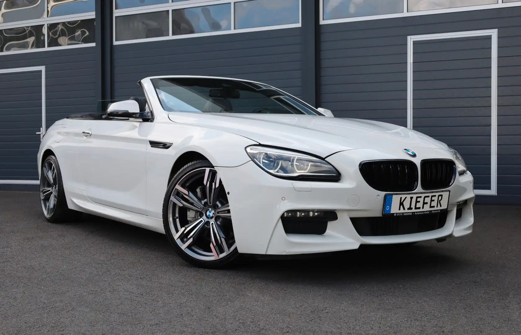 BMW 650 i xDrive Cabrio/ACC/360/H&K/SHZ/SBL/SPUR/R20 White - 1