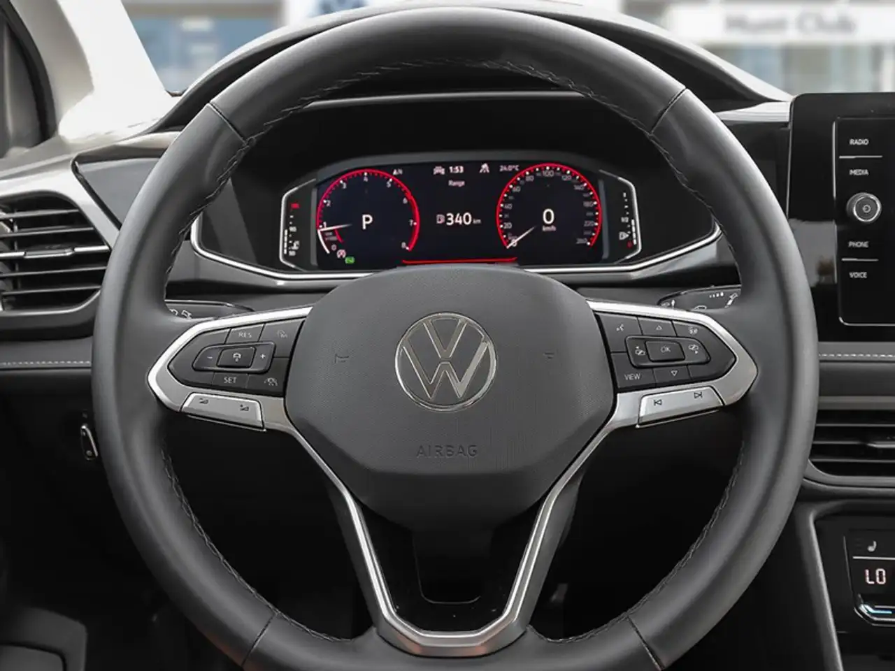 Volkswagen Taos снимка Volkswagen Taos