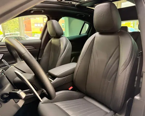 Maserati Grecale view 12