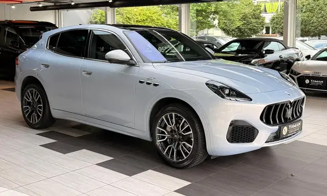 Maserati Grecale view 5
