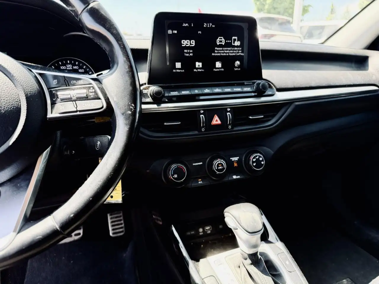 Kia Forte снимка Kia Forte