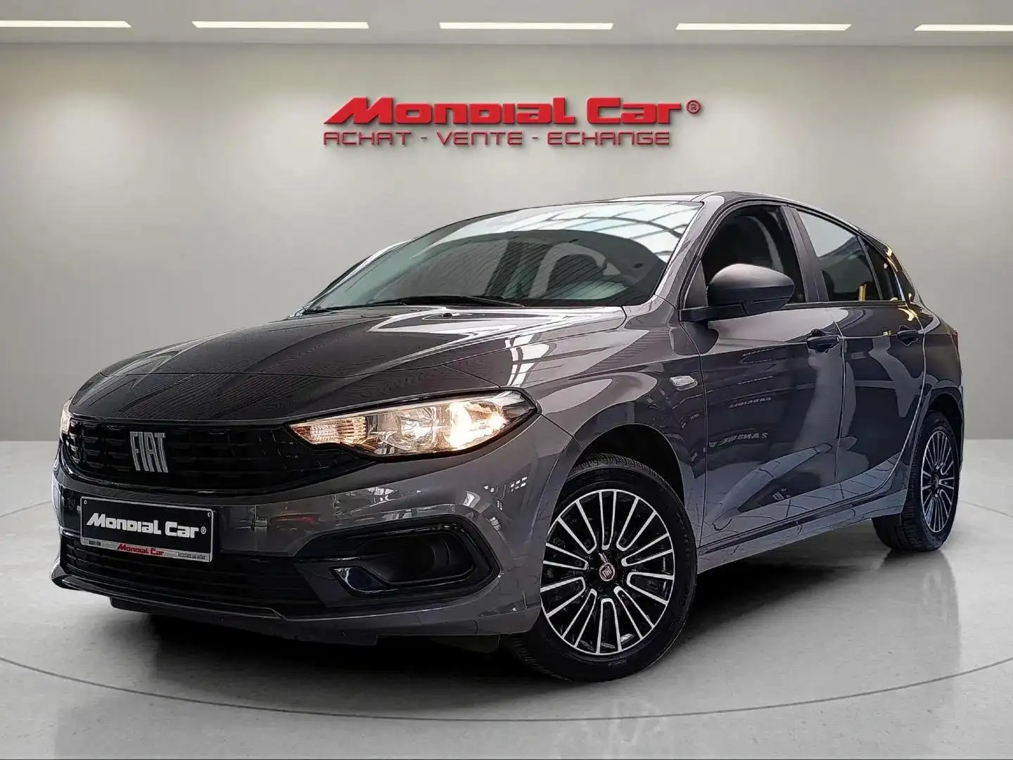 Fiat Tipo Tipo 1.0 T FireFly *Clim auto* Cruise * Bluetooth* Gris - 1