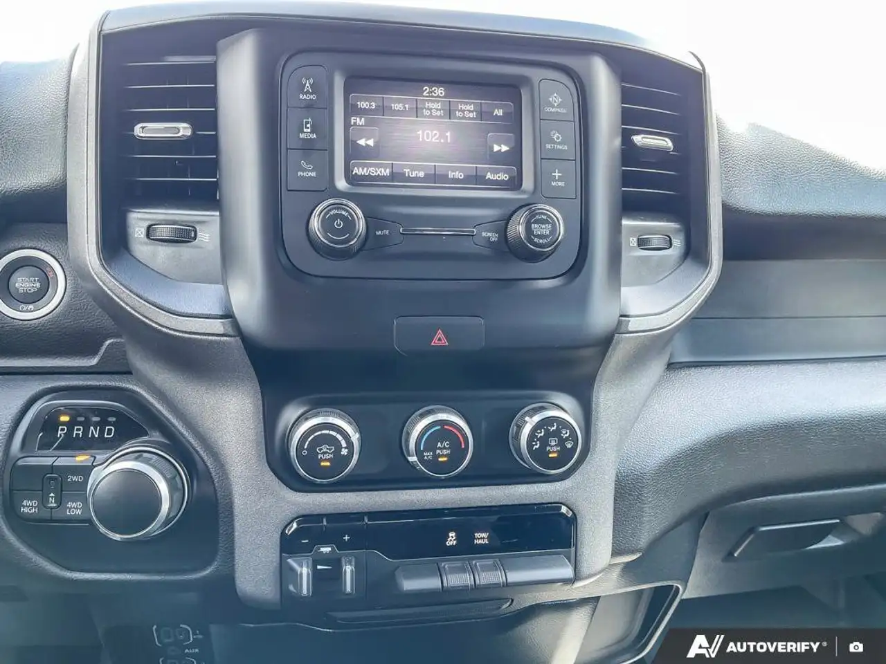 RAM 1500 снимка RAM 1500