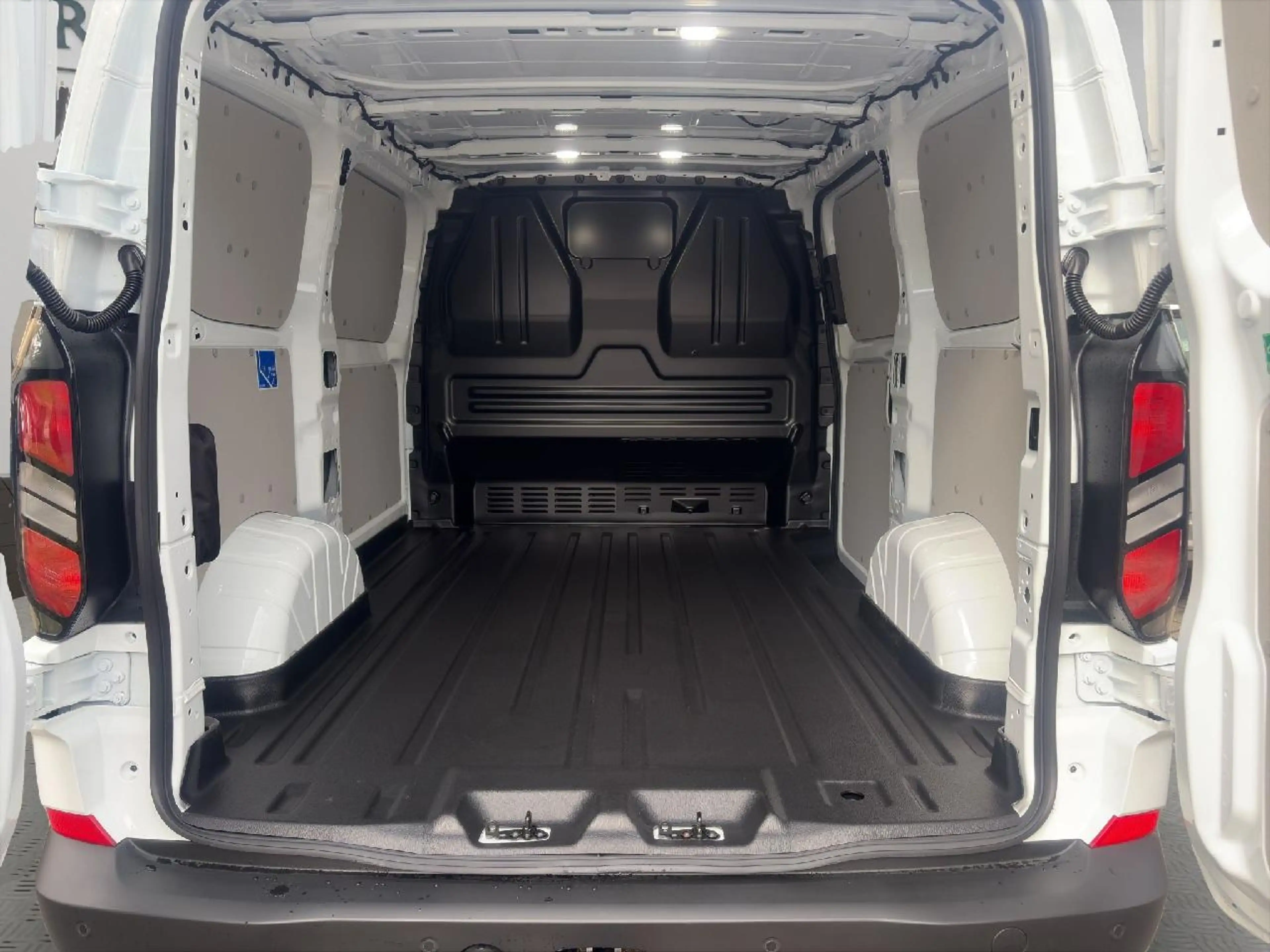 Ford Transit Custom 280 L1 Trend FWD — photo 14
