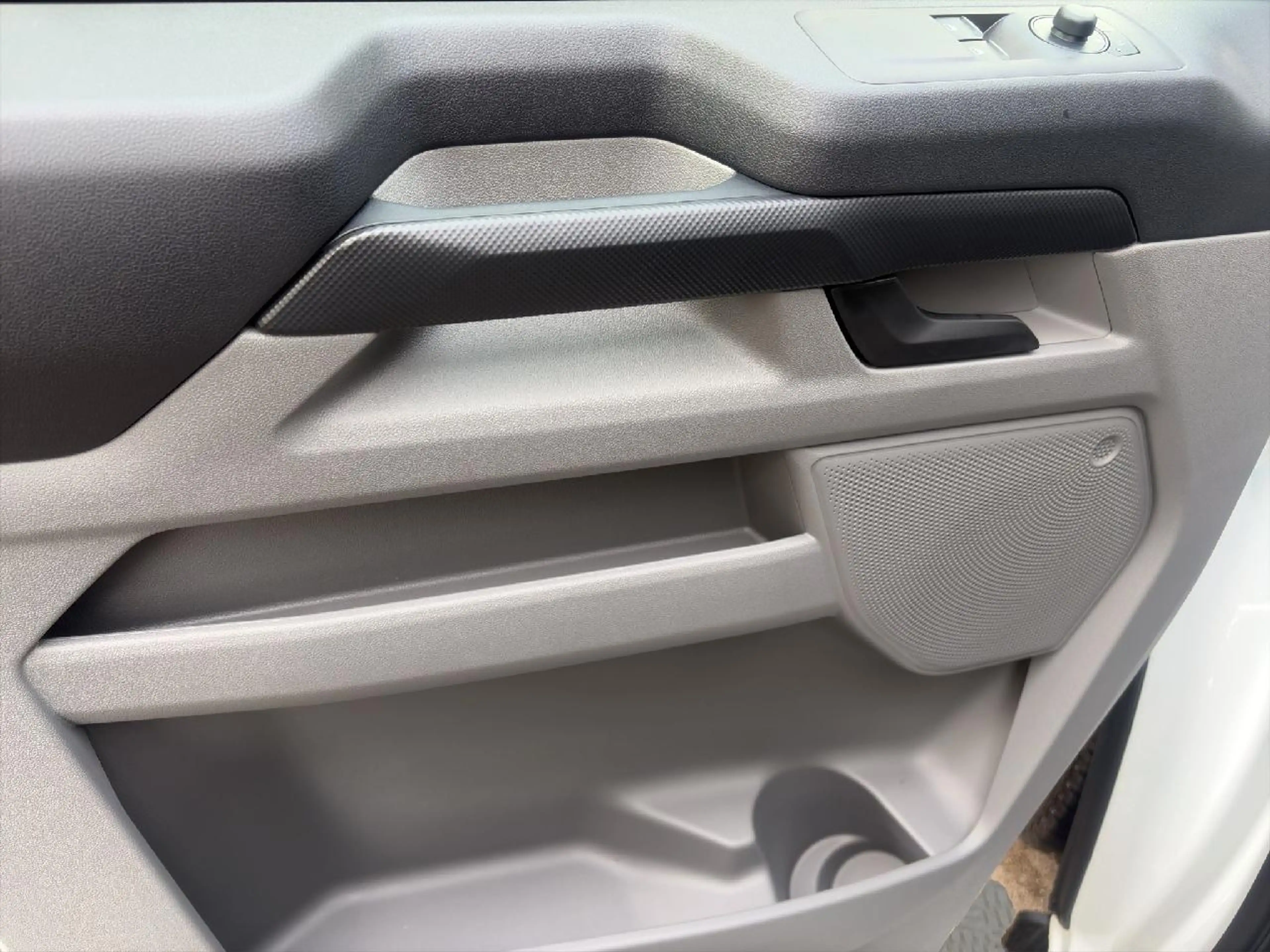 Ford Transit Custom 280 L1 Trend FWD — photo 6