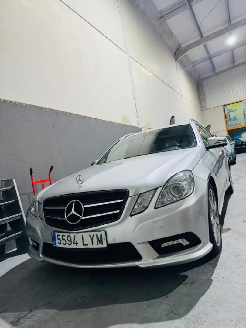 Mercedes-Benz E 350 350CDI BE Avantgarde 4M 7G Grau - 1