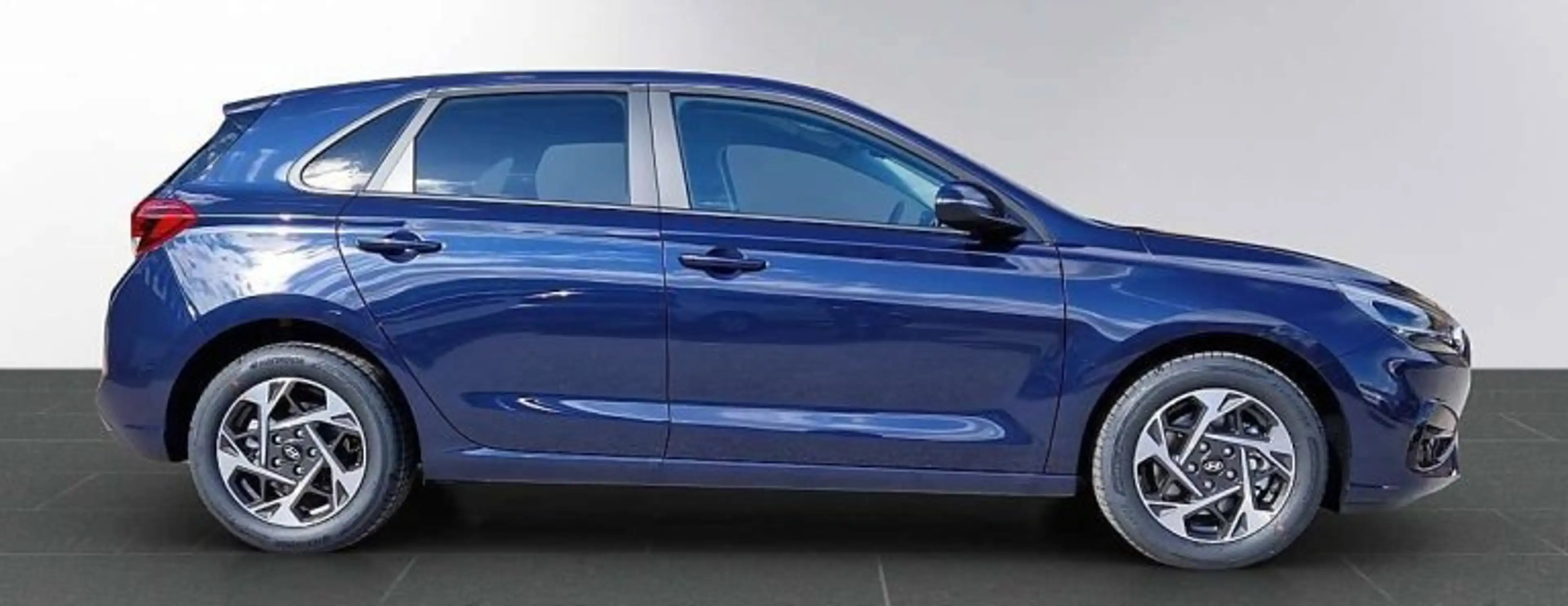 Hyundai i30 - PD GO 1.0 T-GDI — photo 4