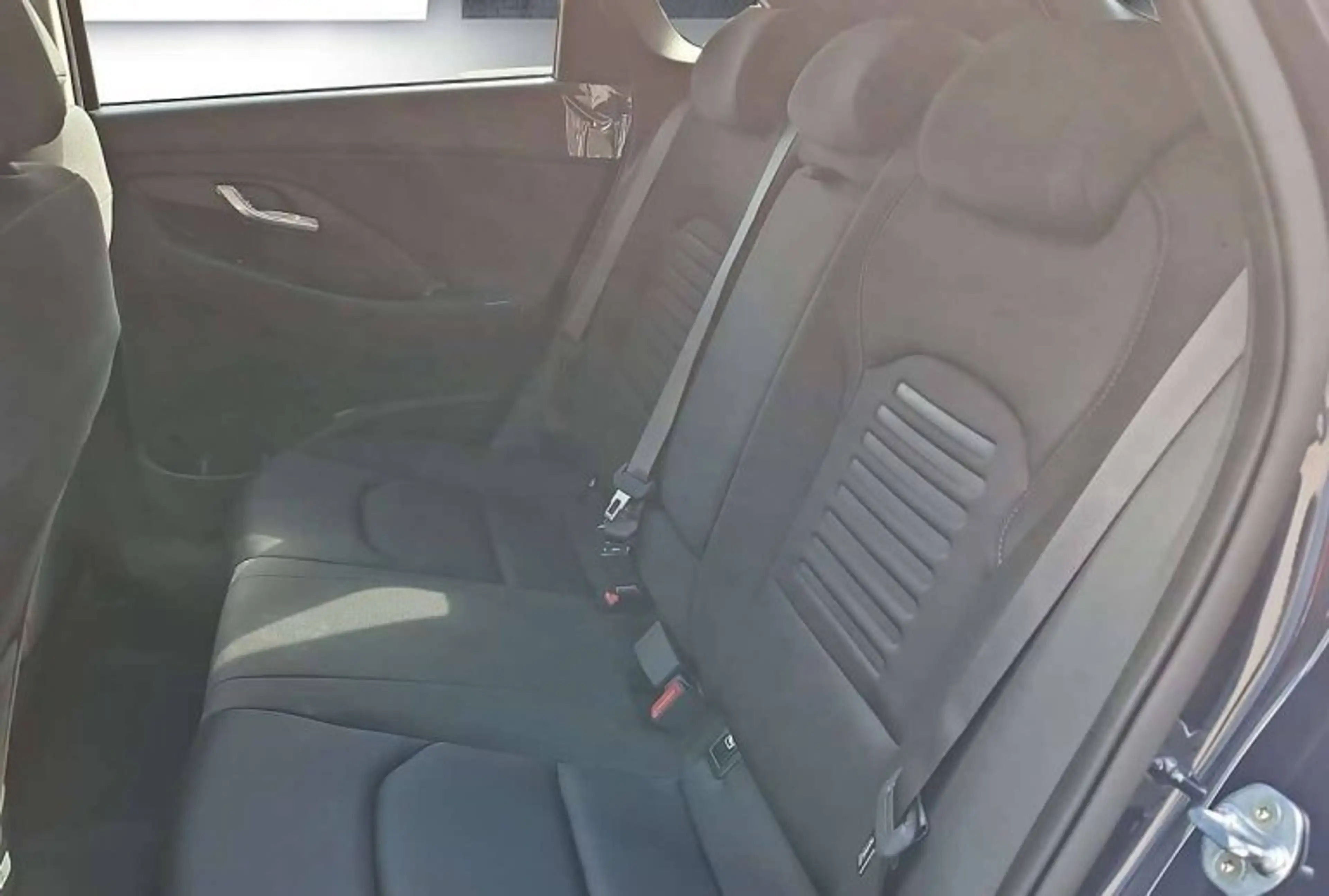 Hyundai i30 - PD GO 1.0 T-GDI — photo 7