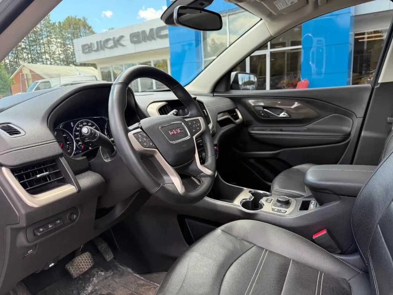 GMC Terrain снимка GMC Terrain