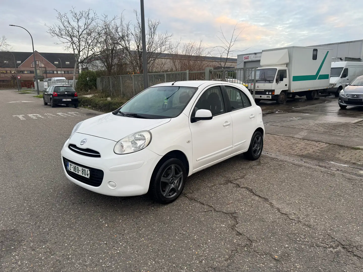Nissan Micra Micra 1.2i Visia Pack Blanc - 1