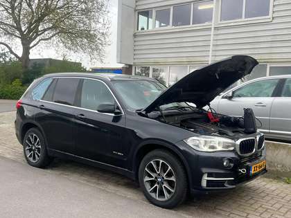 BMW X5 3.0D High Exe 2014 Panoramadak Zwart Motorschade
