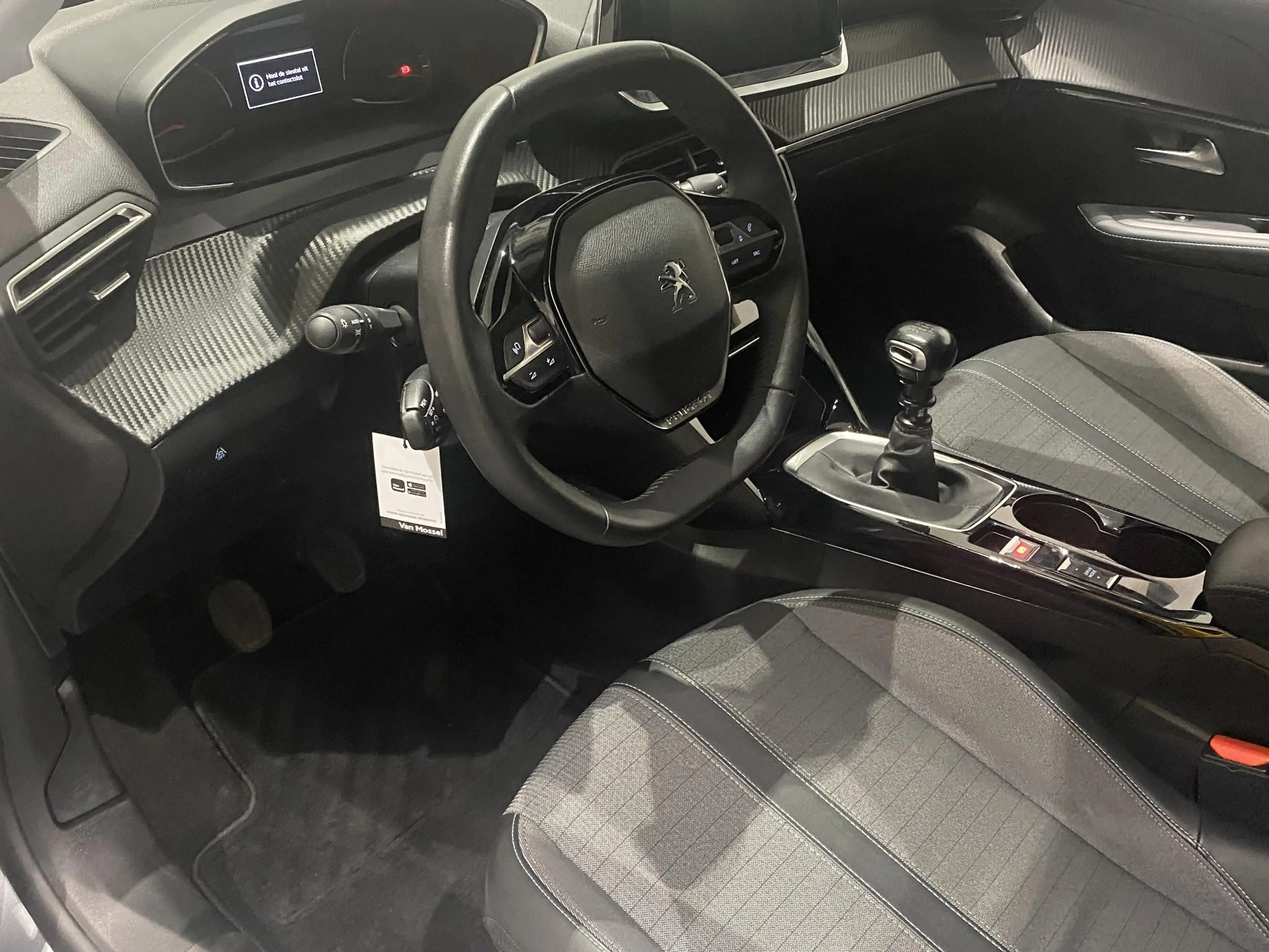 Peugeot 208 1.2 Allure | Camera | Apple Carplay/Android Auto | — photo 9