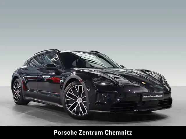 Porsche Taycan view 9