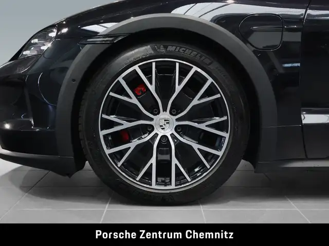 Porsche Taycan view 6