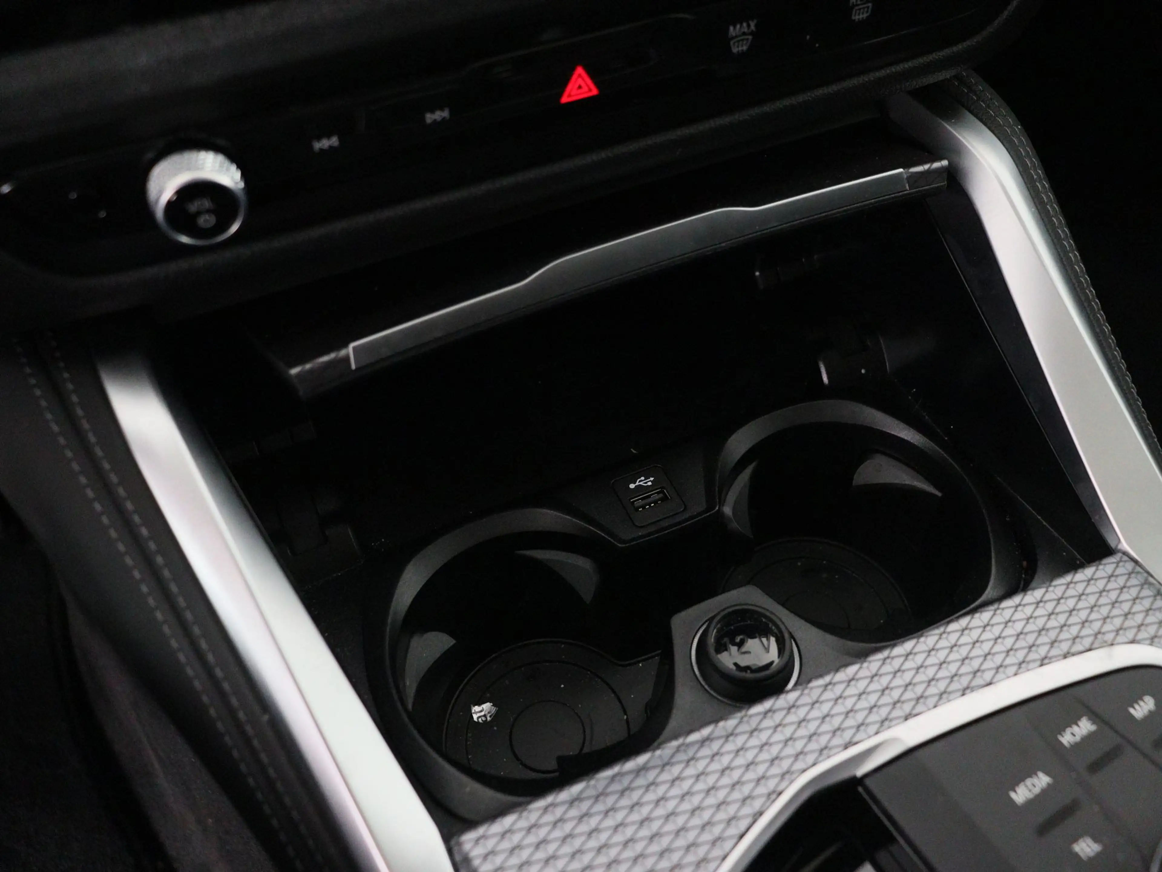 BMW i4 M60 84 kWh Teveel schade voor de foto — photo 11