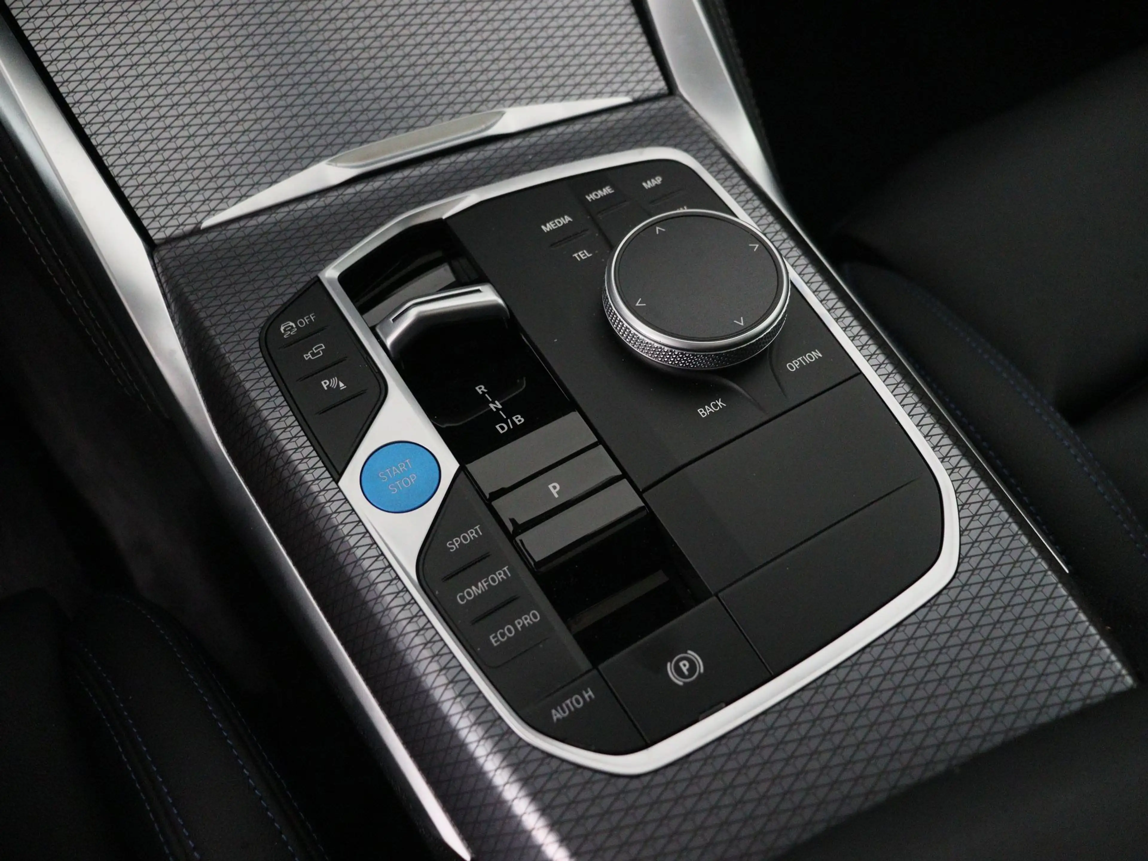 BMW i4 M60 84 kWh Teveel schade voor de foto — photo 10