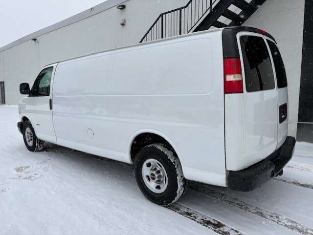 2012 Chevrolet Express 3500 Cargo Van