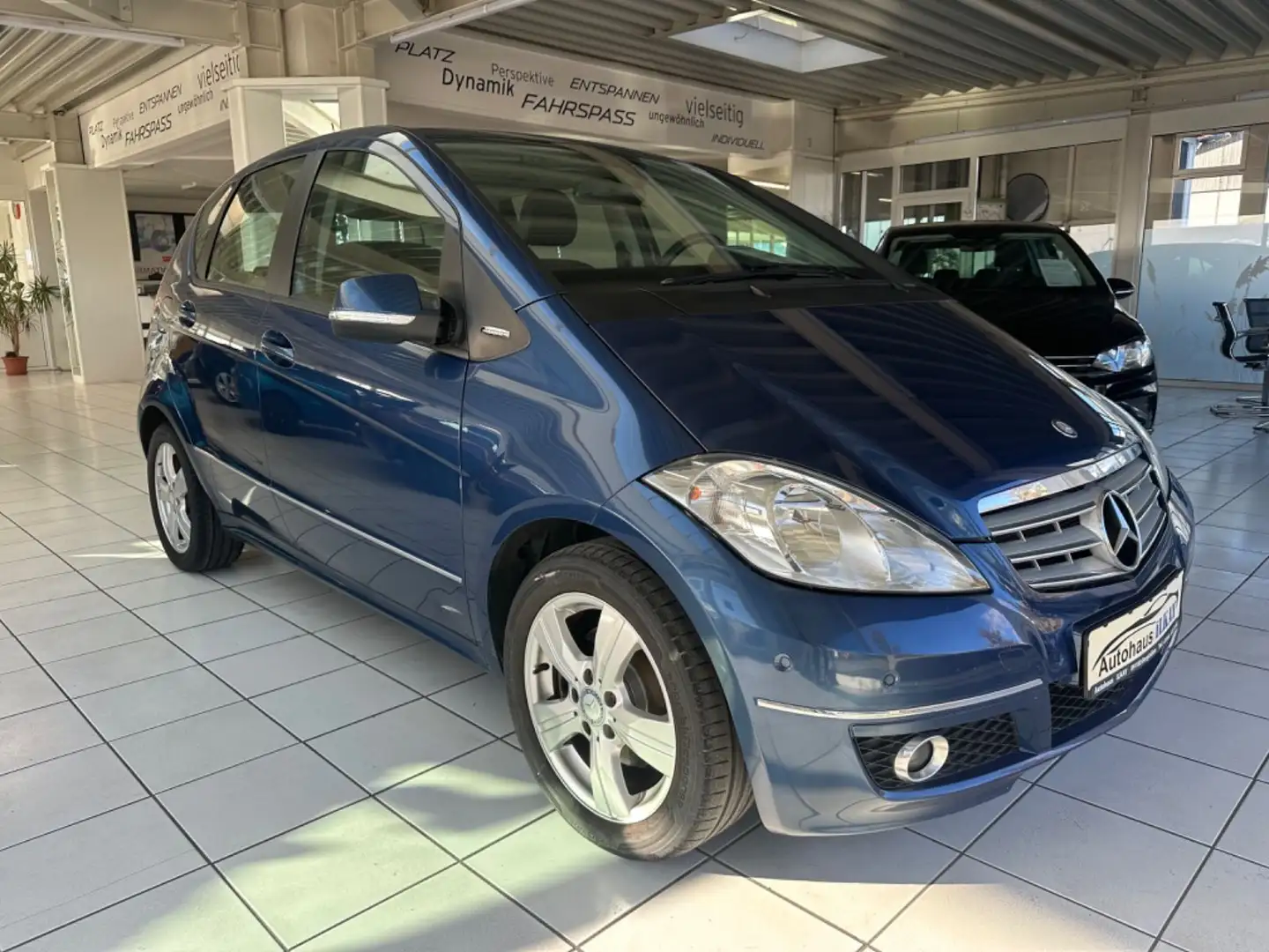 Mercedes-Benz A 180 A -Klasse A 180,Automatik,Avantgarde,Navi,PDC Blau - 1