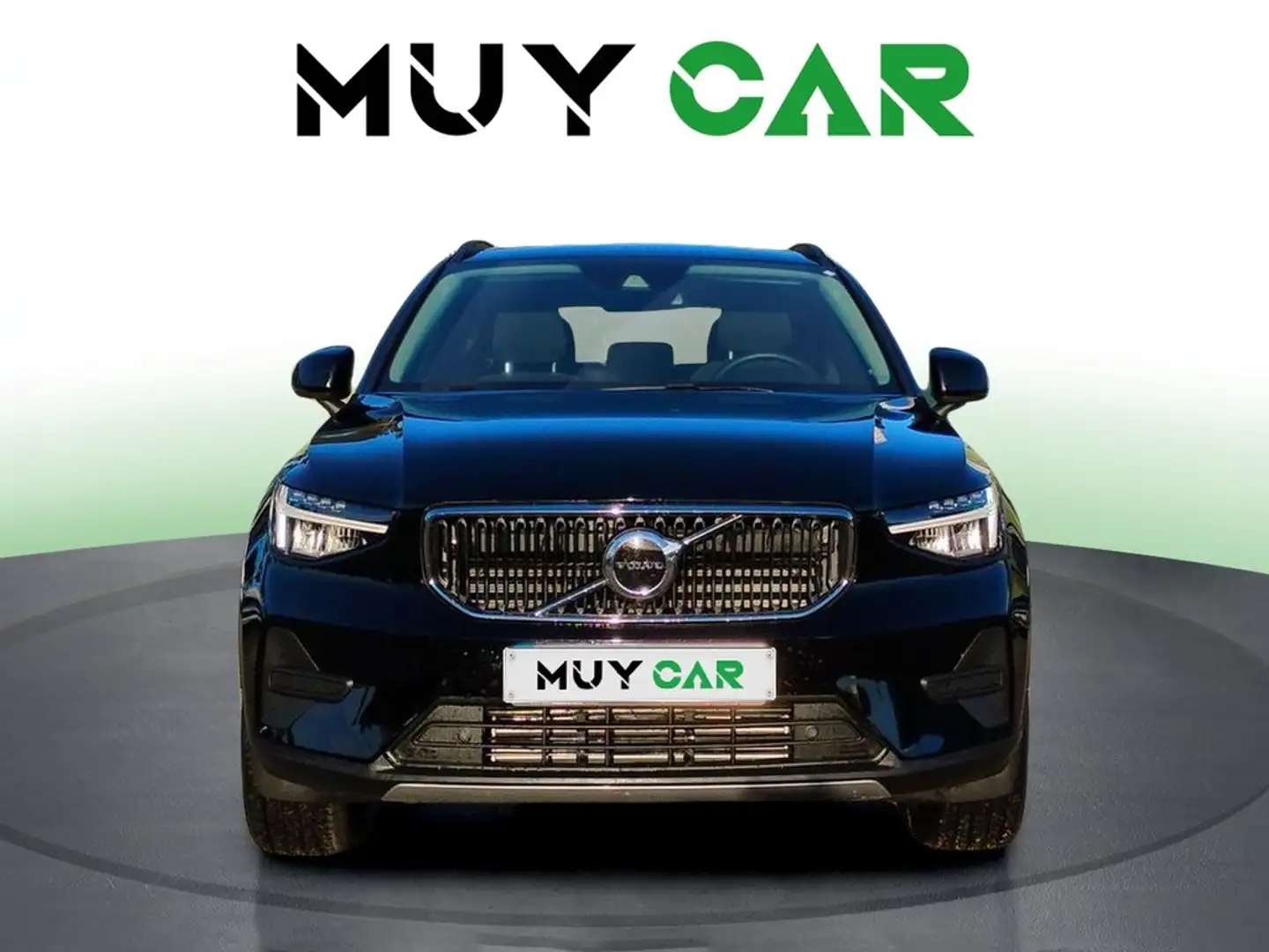 Volvo XC40 T2 Momentum Core Negro - 2