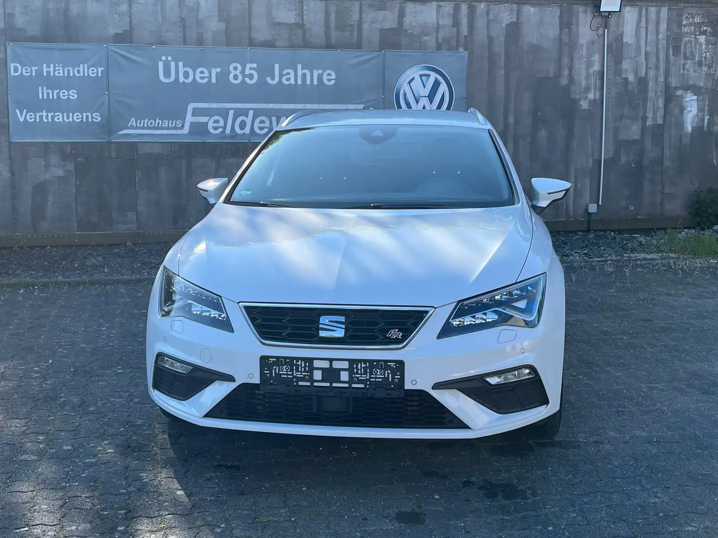 SEAT Leon FR Black Matt Edition Blanc - 1