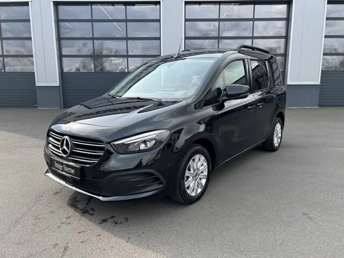 Mercedes-Benz T-Klasse T 180 PROGRESSIVE MBUX LED Kamera Sitzheizung .. Schwarz - 2