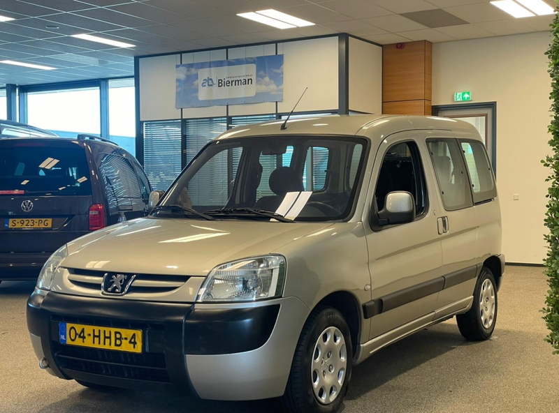 Peugeot Partner Rolstoelauto 3+1 incl. lier voor rolstoel — photo 10