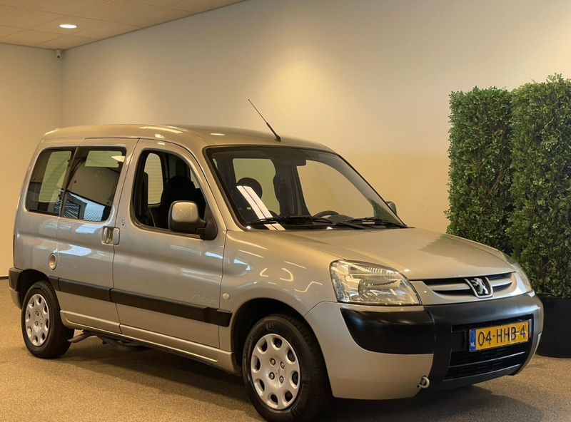 Peugeot Partner Rolstoelauto 3+1 incl. lier voor rolstoel — photo 9