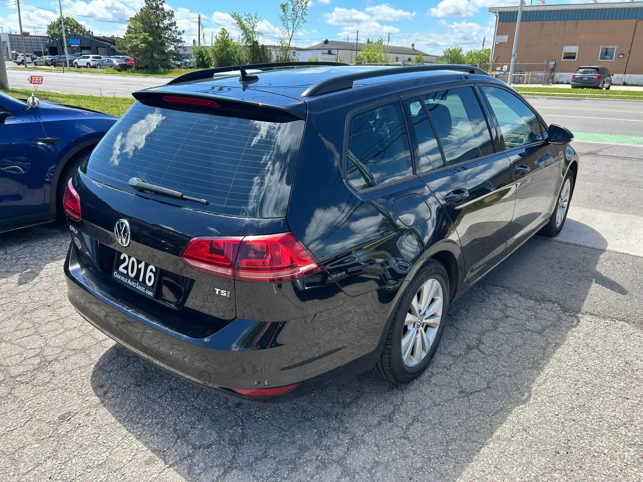 Volkswagen Golf photo Volkswagen Golf