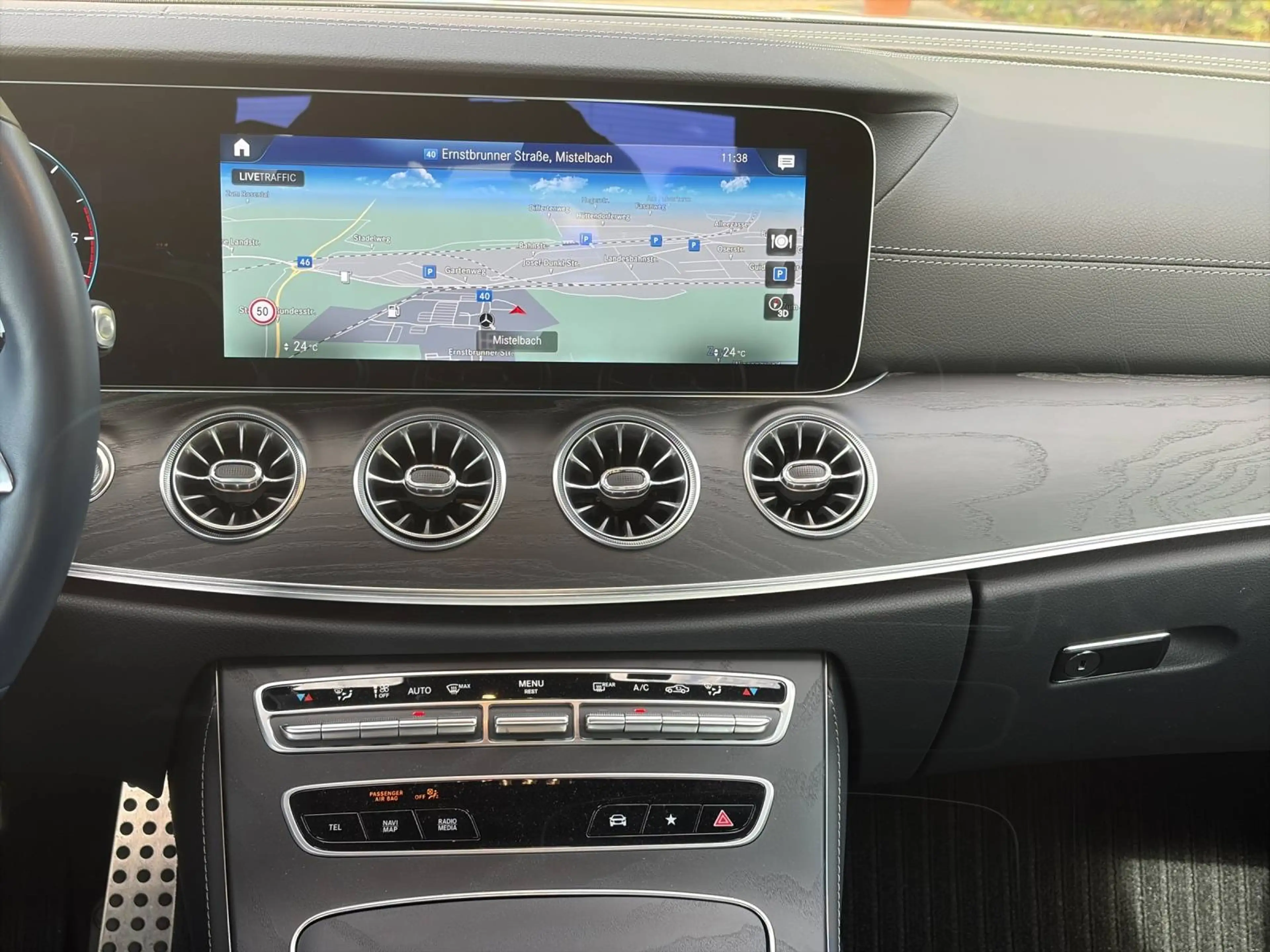 Mercedes-Benz CLS 300 CLS 300 d 4Matic ///AMG Line — photo 15