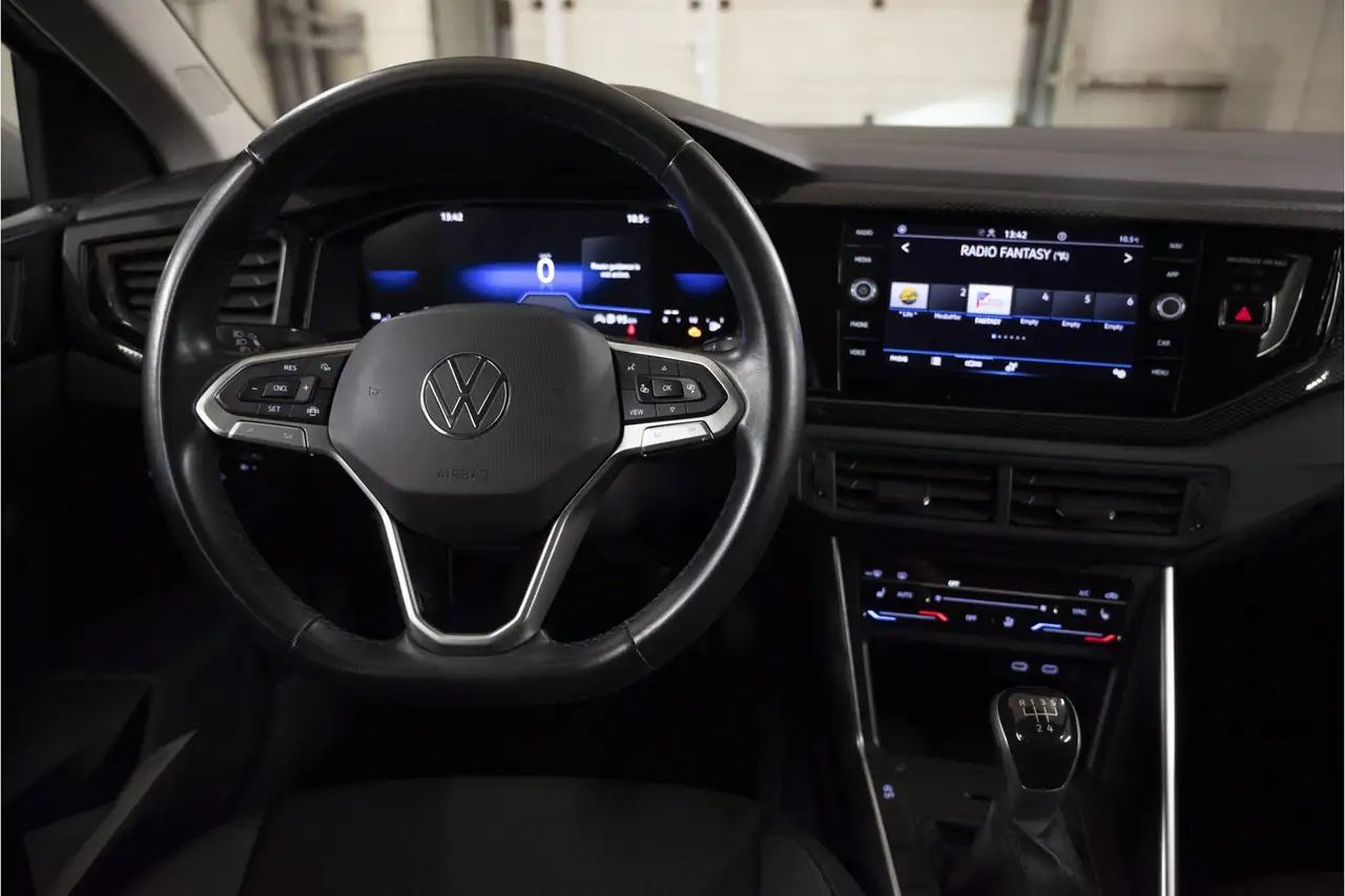 Volkswagen Polo 1.0 TSI Life|CarPlay|SHZ|PDC v+h|LED|Tempo 9