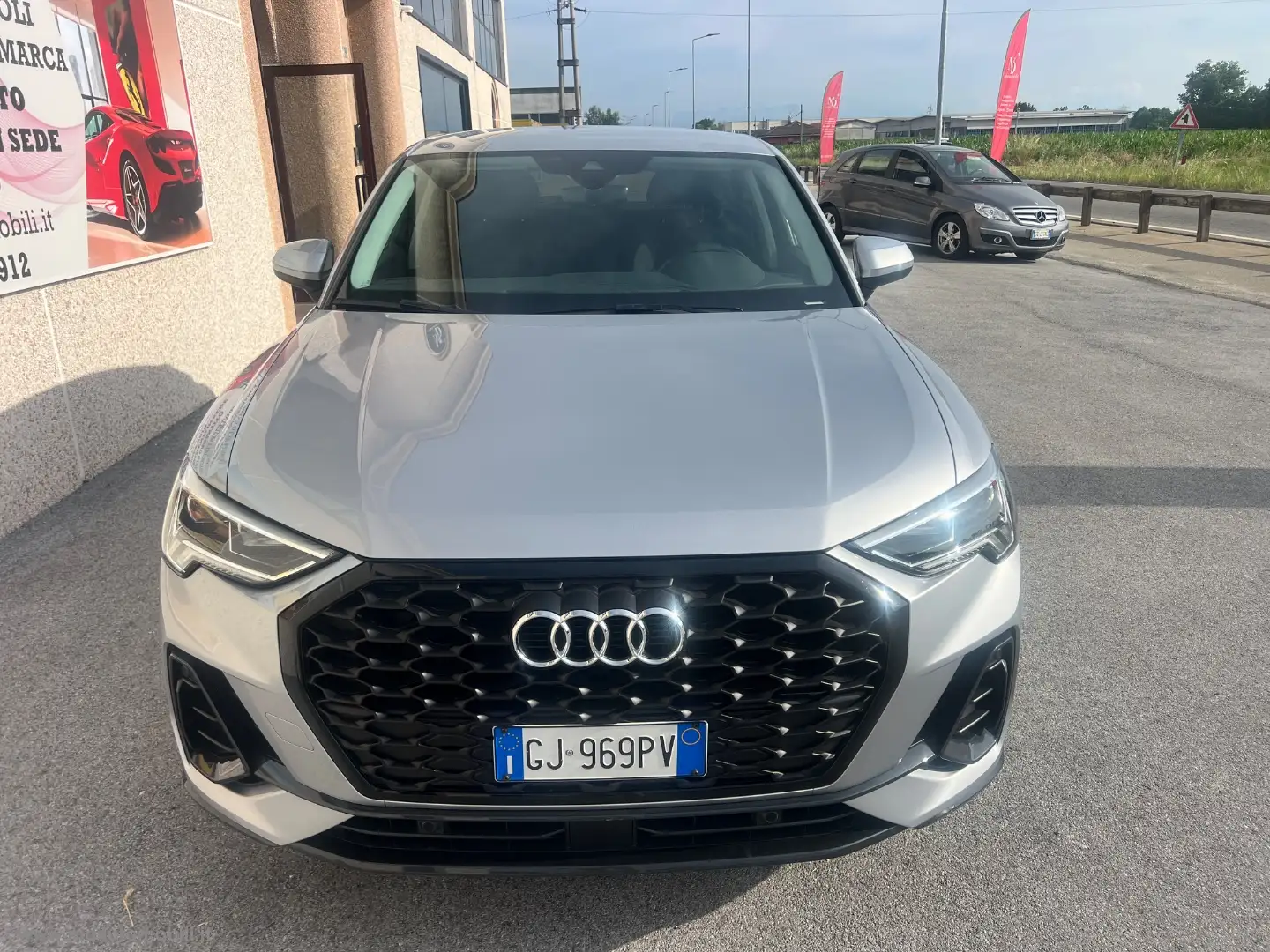 Audi Q3 SPB 35 TDI S tronic SOLO KM.36000 Argento - 2