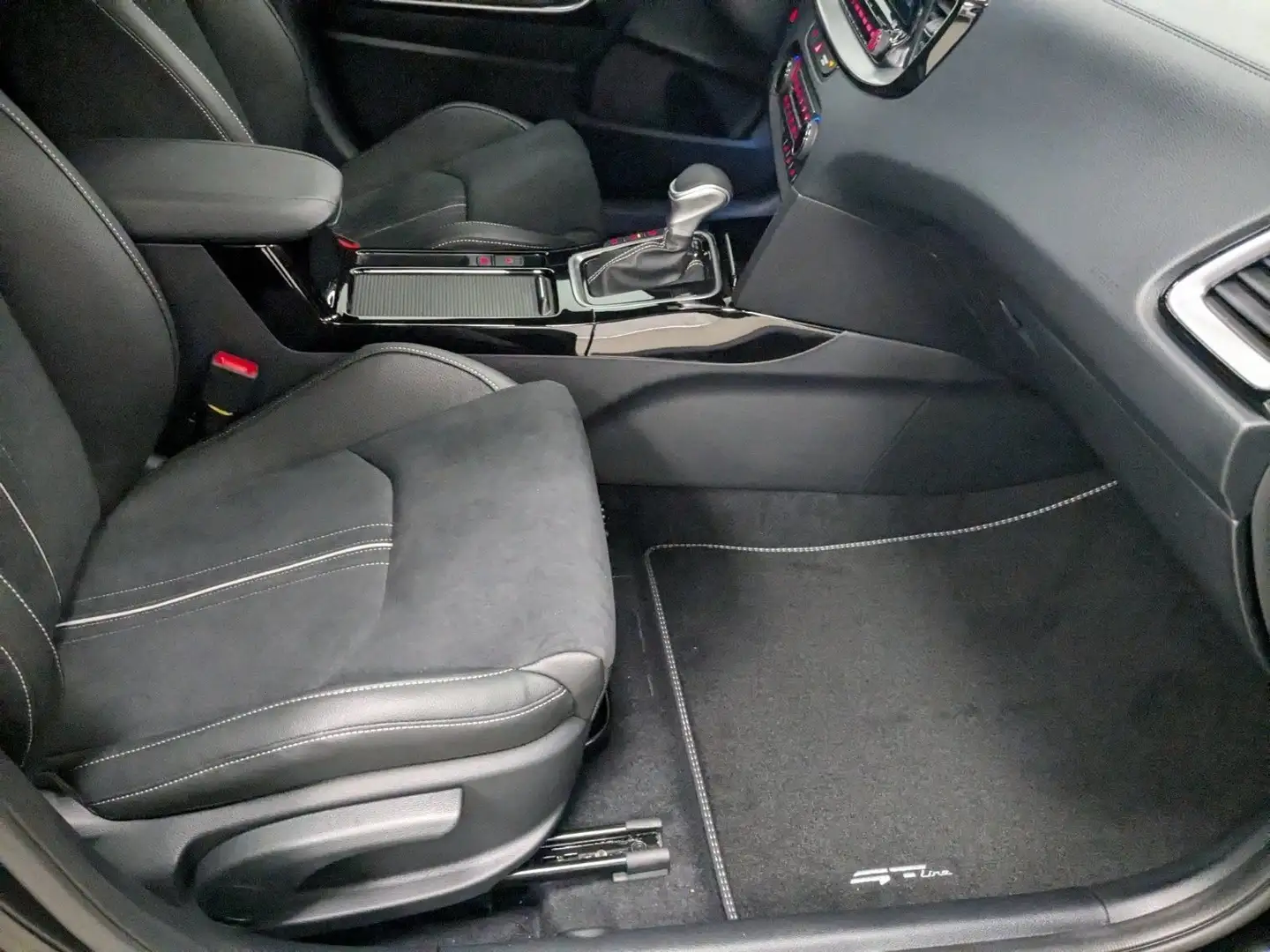Kia Ceed / cee'd Ceed SW 1.5 T-GDI DCT GT-Line Noir - 2