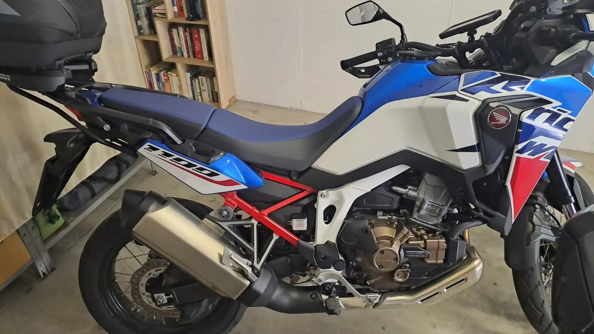 Honda CRF 1100 Urban DCT automatica + bauletto Bílá - 1