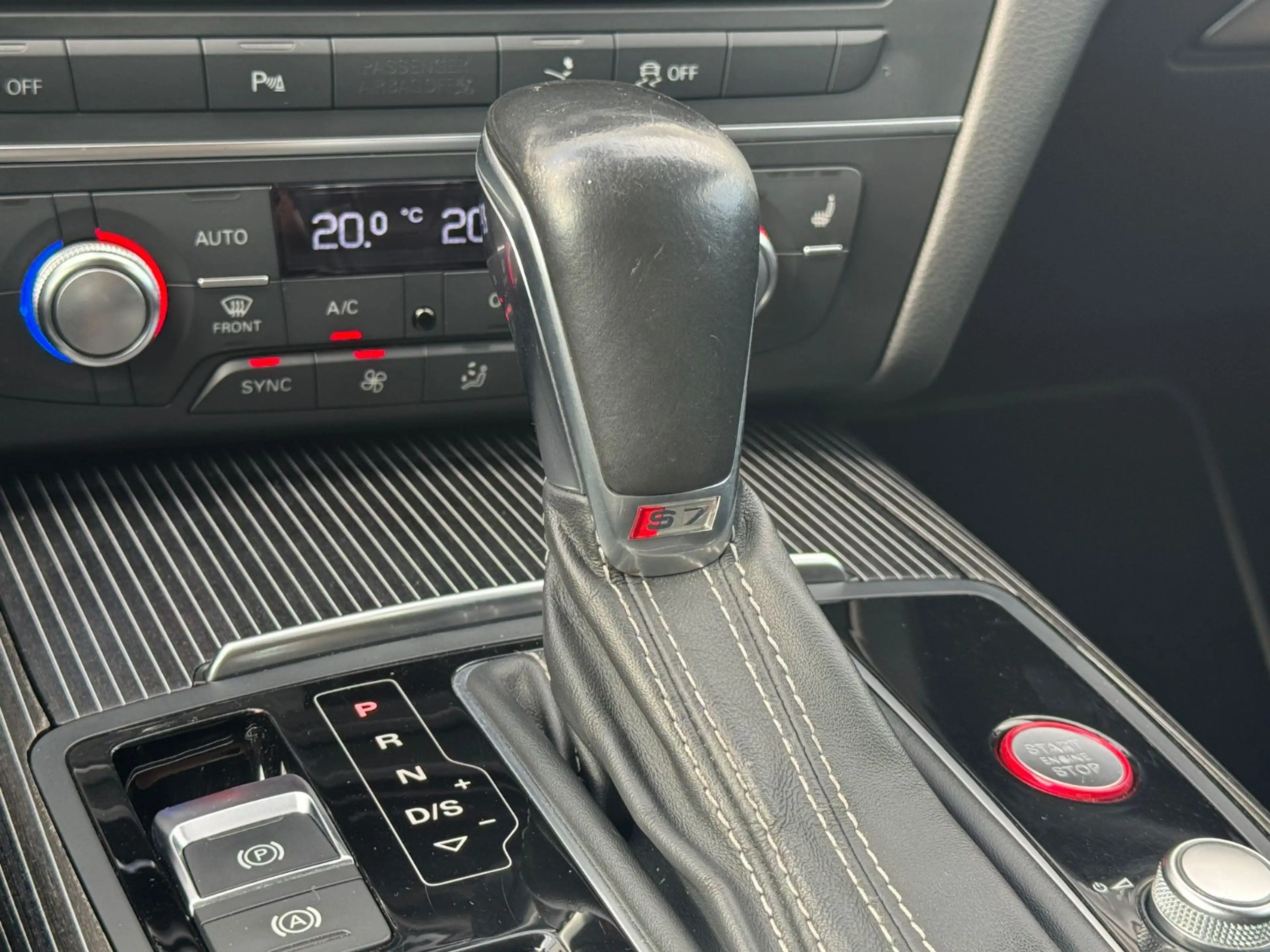 Audi S7 Sportback 4.0 TFSI quattro Head Up Soft Close — photo 15