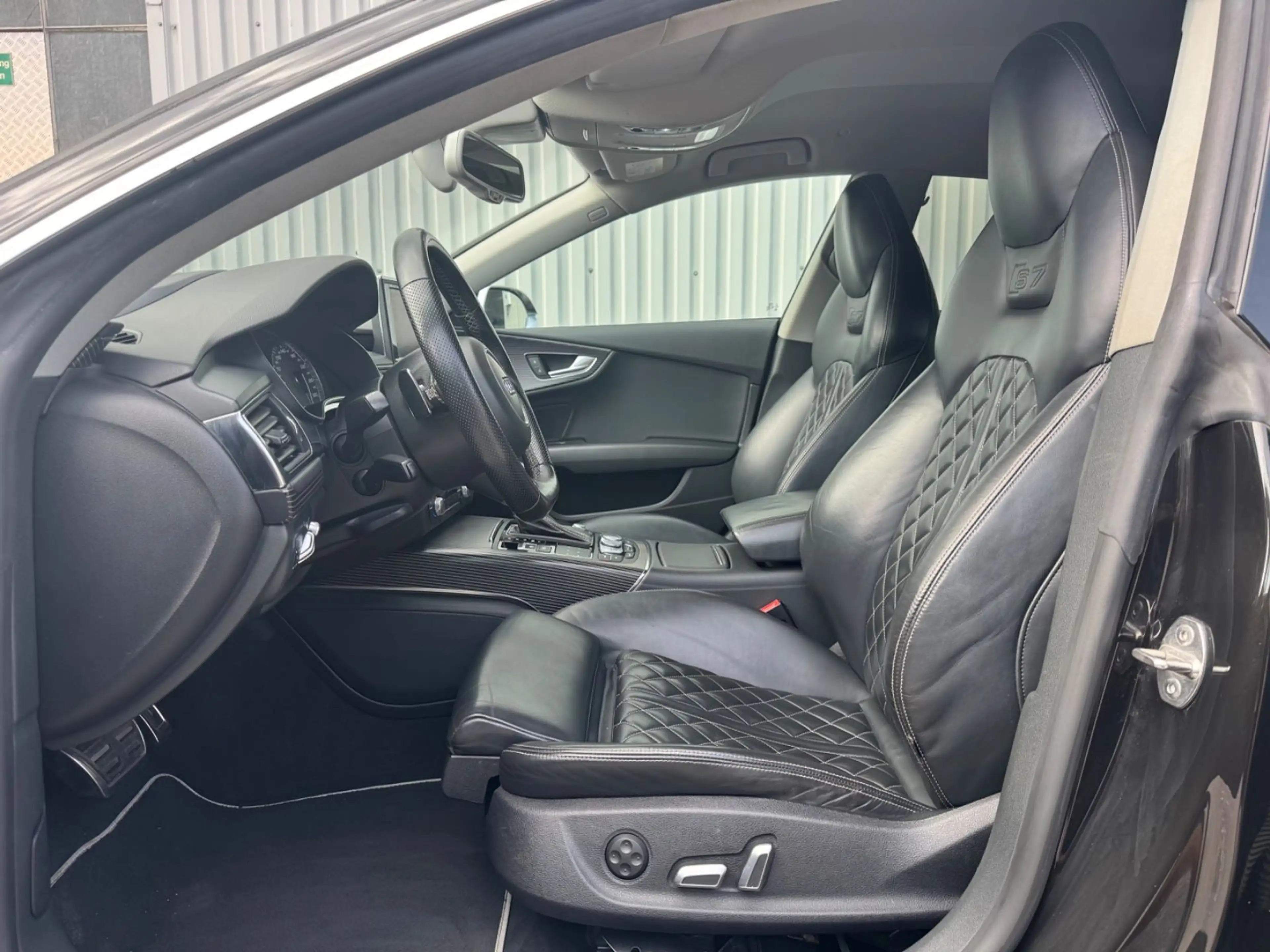 Audi S7 Sportback 4.0 TFSI quattro Head Up Soft Close — photo 6